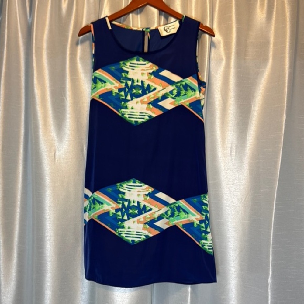 Christian Caliendo Sleeveless‎ Blue Sheath Dress with Crew Neck size small